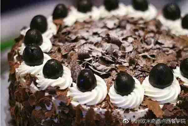 年,从吃几款寓意美好的甜品开始吧!