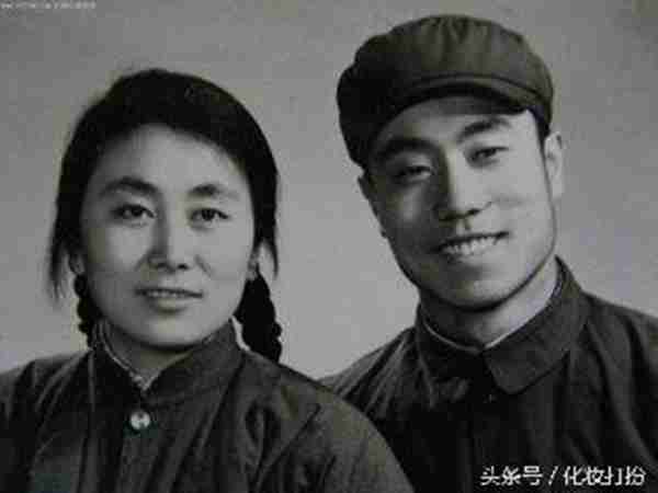 70年代时候我们的日常穿着服饰,好怀念那个年代