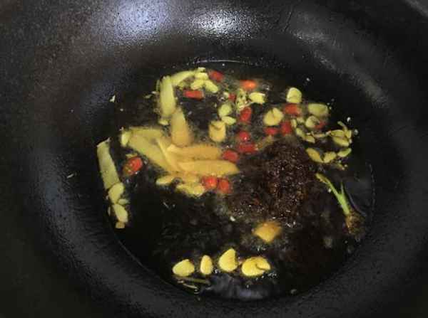 在家5分钟轻松搞定热门小吃花甲粉,比也是大排档还好吃