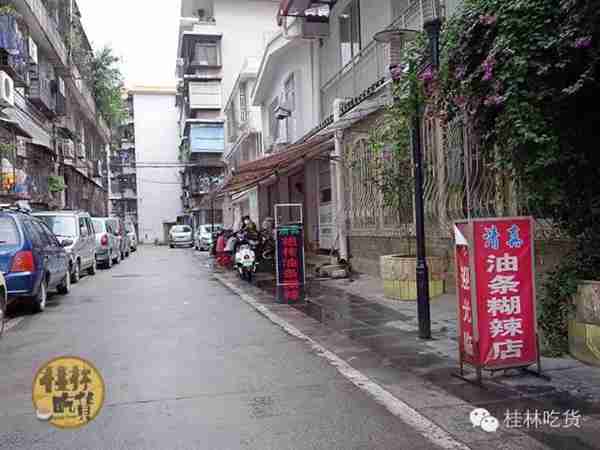 桂林清真寺旁小巷内一家人气早餐店,油条+豆浆,味道真是帮帮哒