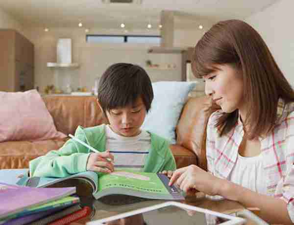 父母这几种行为,直接把孩子养成白眼狼,再不纠正就等着哭吧