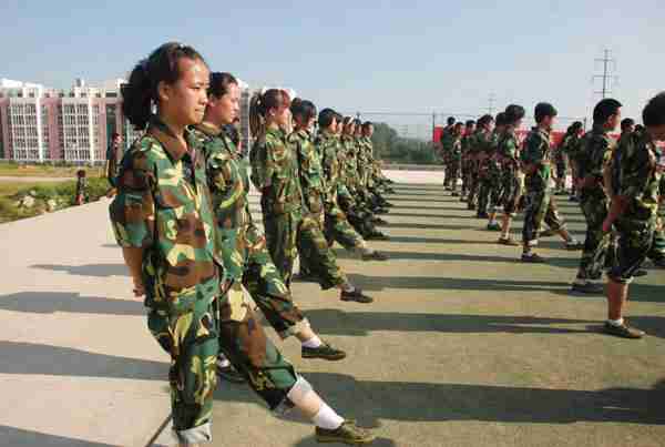 高一军训必须带什么?哪些需要注意?快点看看这个,尽早准备