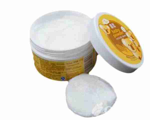 夏天用爽身粉什么牌子好(如何给宝宝选择好的爽身粉)