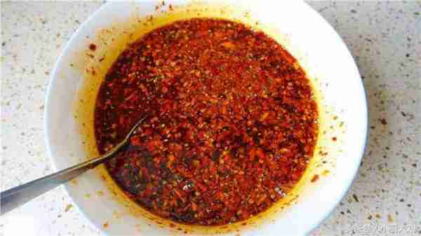 饺子蘸料怎么做最好吃?卖了15年水饺的老板告诉你,吃了会上瘾