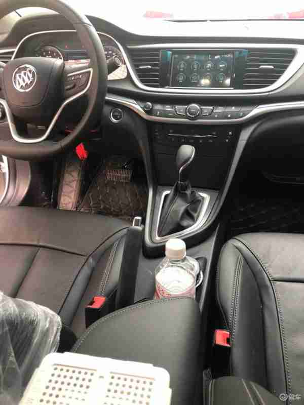 给老婆买个代步车,试驾过卡罗拉之后,最终选择了别克英朗