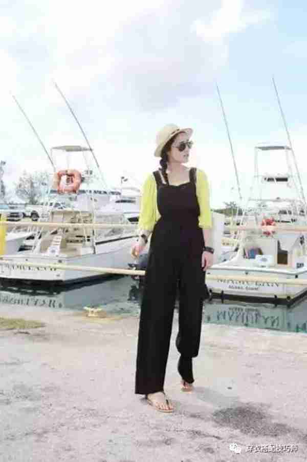 黑色裤子配什么颜色上衣?颜色搭配有技巧!