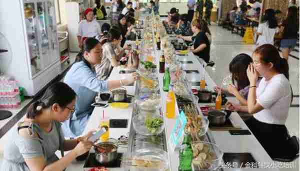 回旋小火锅是什么意思(回旋小火锅有哪些品牌)