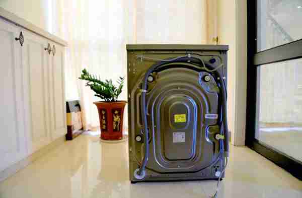 创新冷水洗,小天鹅水魔方滚筒洗衣机到底怎么样?