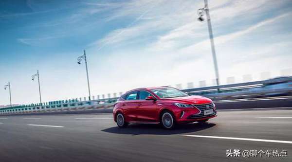 盘点,8到15万元年轻人最值得买的几款车。网友:买它!