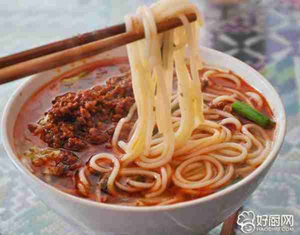 米粉和米线是一样的吗（米粉和米线有什么不同）