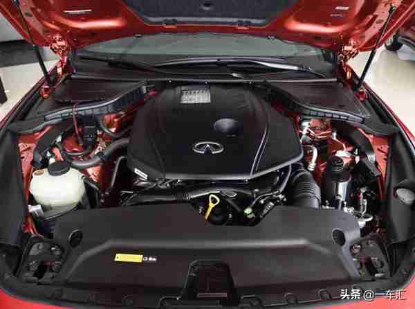 30多万元买跑车，看腻了福特野马，网友：这辆英菲尼迪Q60怎么样