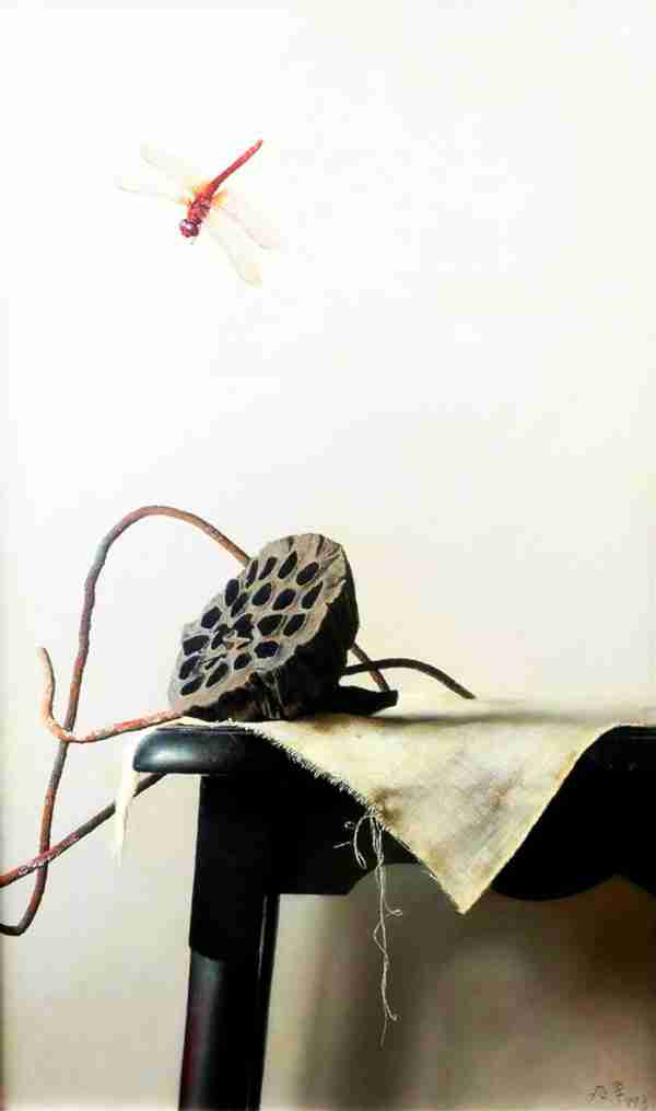 擅长画虾的齐白石,用红蜻蜓的尾巴,战胜了画技堪比照相机的冷军