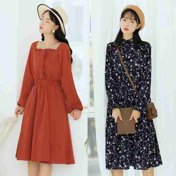 秋季穿搭,白色连衣裙搭配蓝色外套优雅淑女,专属软妹子的文艺范