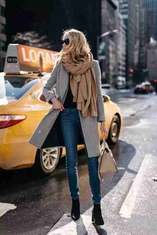 你有灰色大衣吗？学学这六种时尚搭配！