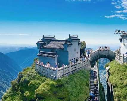 梵净山适合几月份去( 风景最美的时间段是几月份)