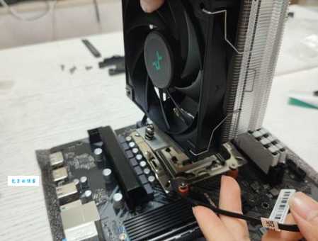 CPU风扇怎么拆?详细步骤和注意事项全在这儿!