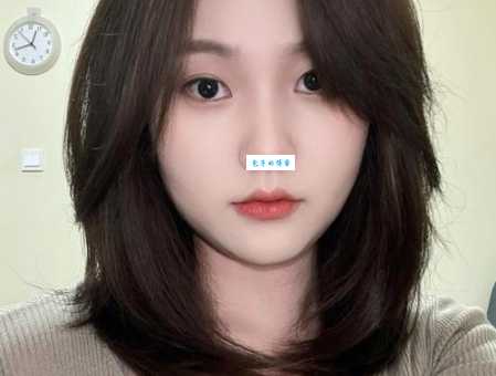 头发多的女生适合什么发型?发型师推荐这几款!