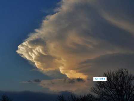 云雾飘渺的意思是什么？一看就懂的解释