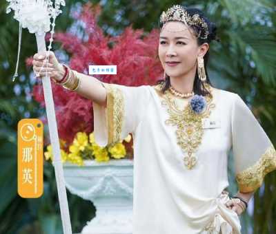 五旬老太守国门：那英综艺表现引发的网络热词解读