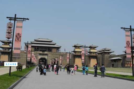 想知道横店影视城具体位置？浙江省金华市东阳市横店镇，等你来探索！