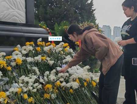 凭吊是什么意思？与缅怀悼念的区别在哪里