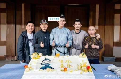 杨旭文杨志刚私下关系如何?网友误认父子引热议